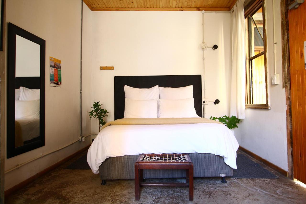 Curiocity Backpackers Johannesburg Bagian luar foto